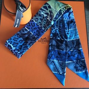 Hermès 2019 Twilly Scarf